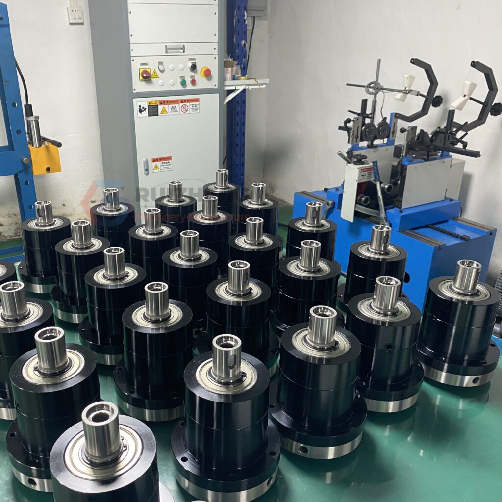 Bright blackened metal parts with improved corrosion protection.